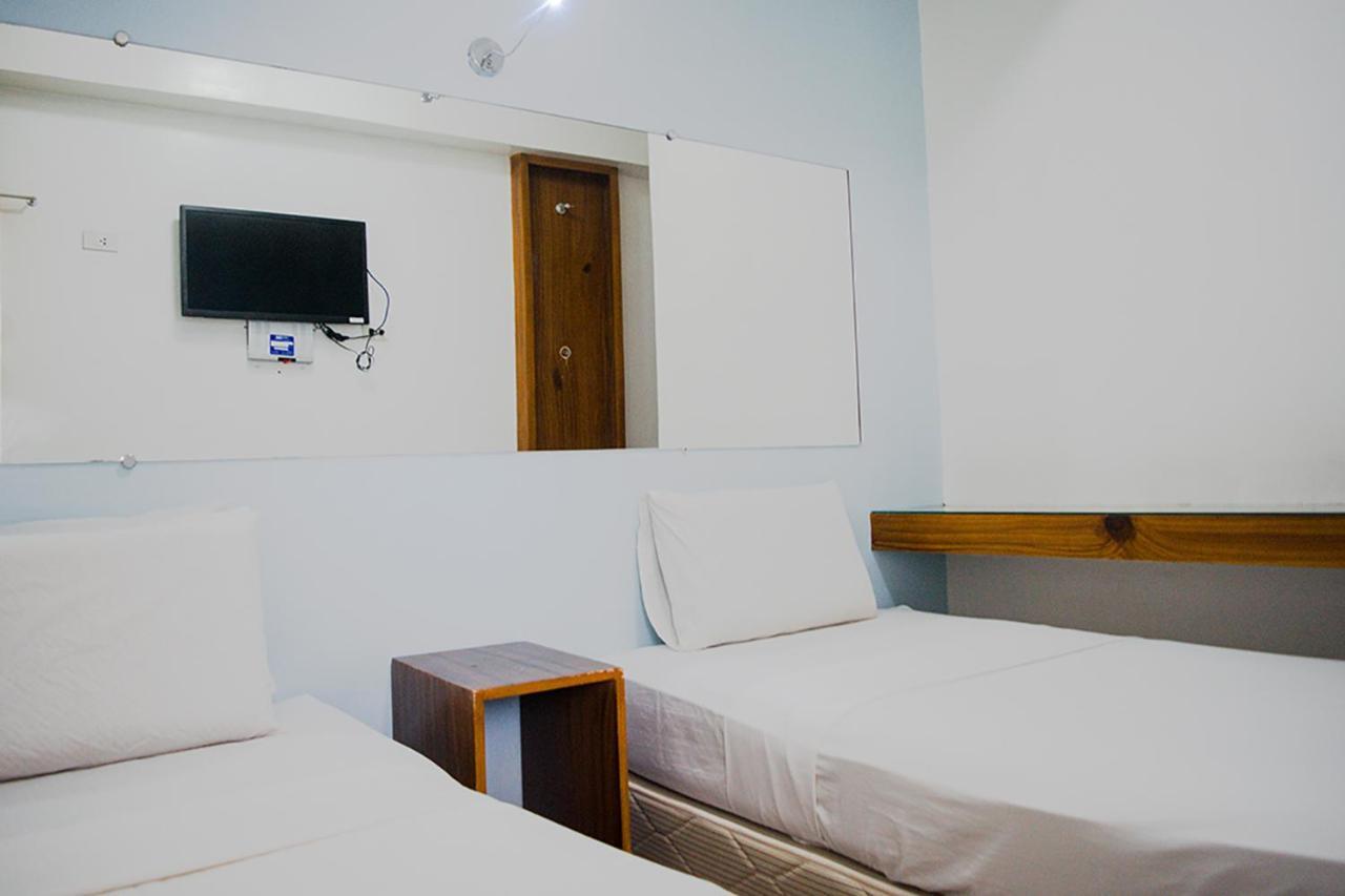 G-Galyx Inn Hotel Cagayan de Oro Quarto foto